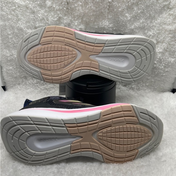 Adidas EQ21 Running Womens Size 6 Athletic Shoes GX7320 - Picture 4 of 4